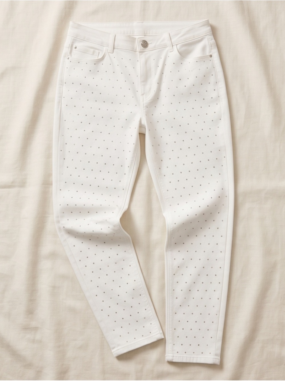NWOT Pristine White Diamond Skinny Jeans